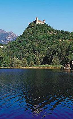 Il Castello di Montalto sul Lago Pistono